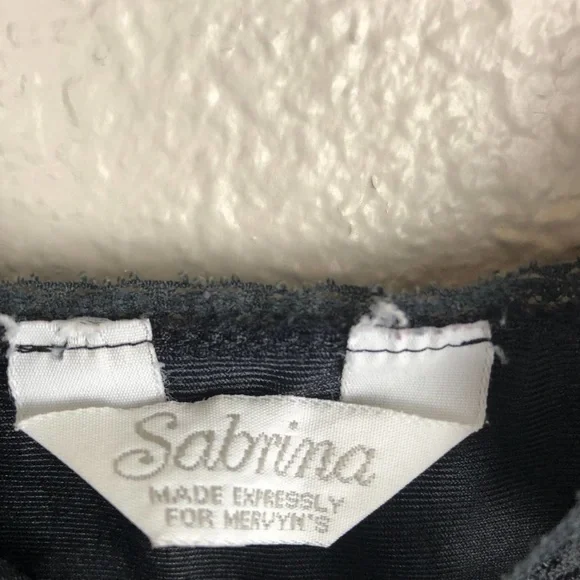 SABRINA Vintage Black Lace Tank Top - Picture 3 of 6